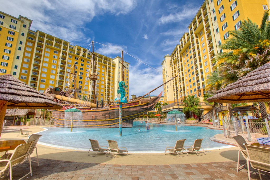 Lake Buena Vista Resort - Pirate Ship Pool | staySky Hotels & Resorts